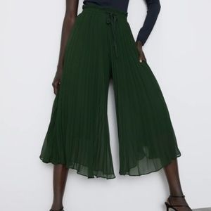 ZARA Green Pleated Culottes
